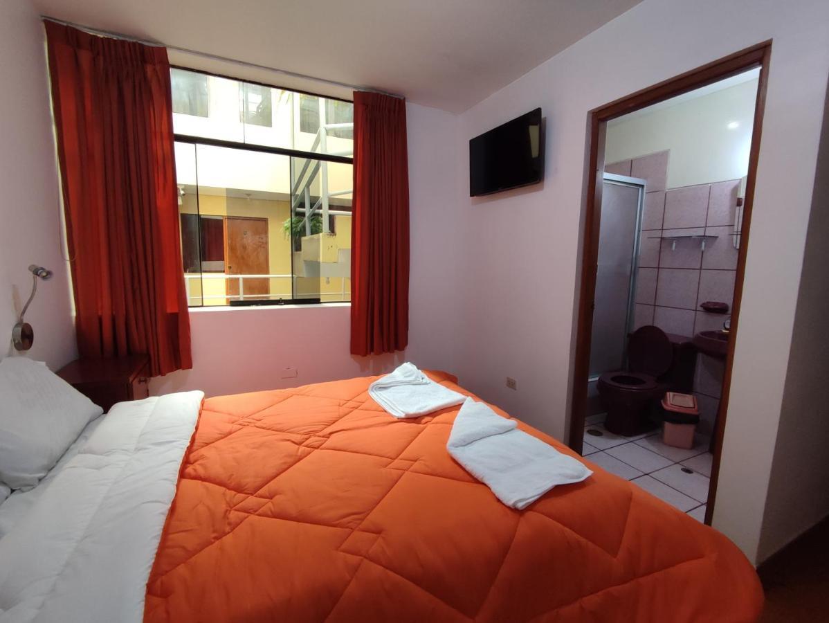 Sunrise Guest House Huaraz  Bagian luar foto