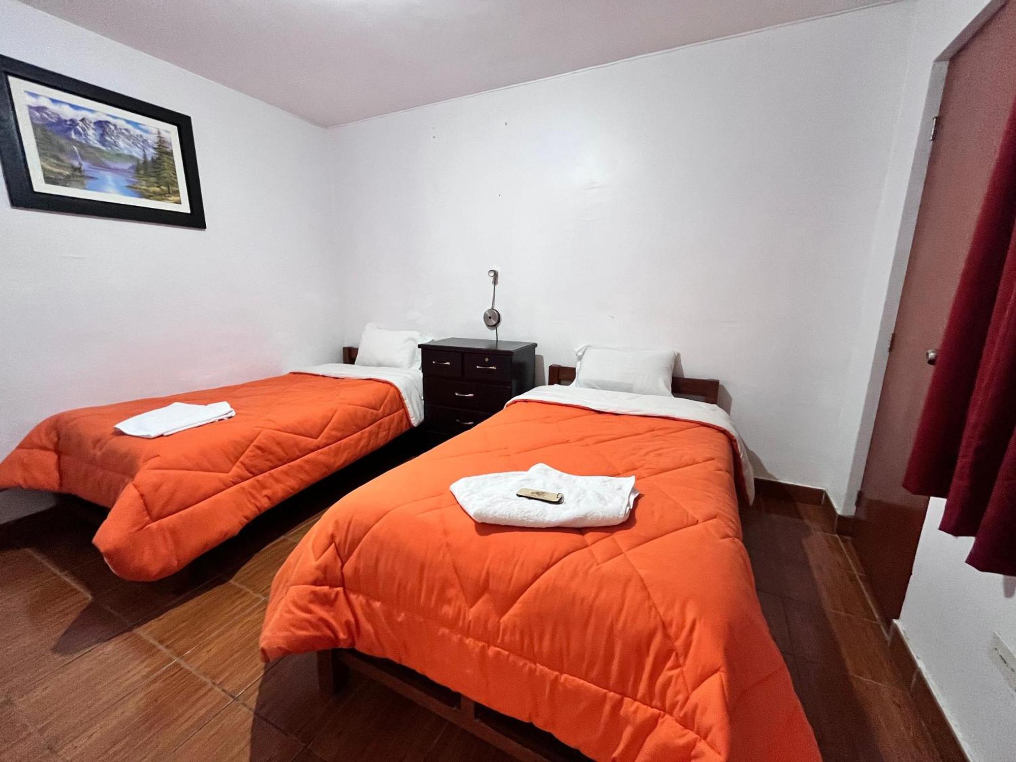 Sunrise Guest House Huaraz  Bagian luar foto