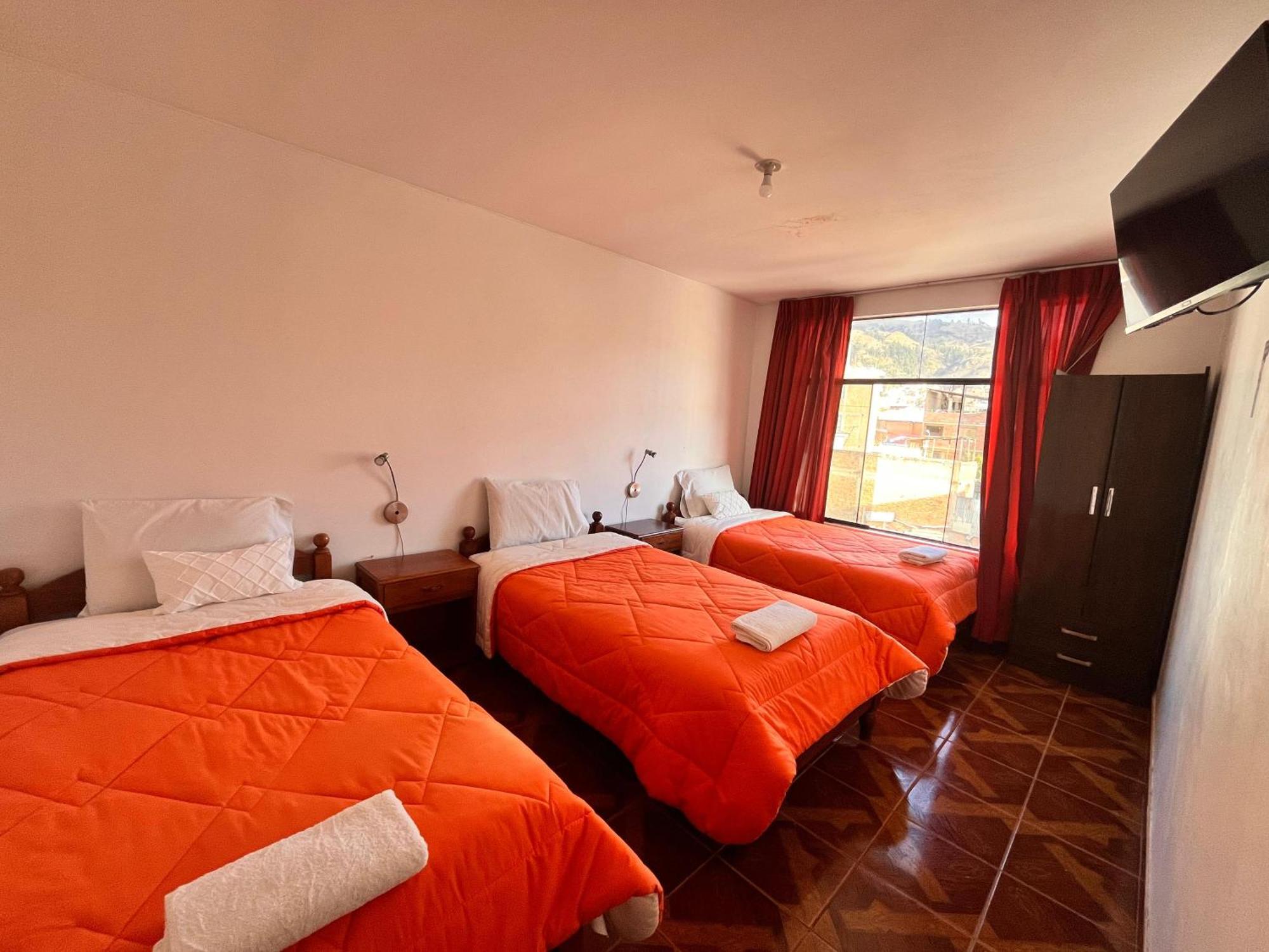 Sunrise Guest House Huaraz  Bagian luar foto